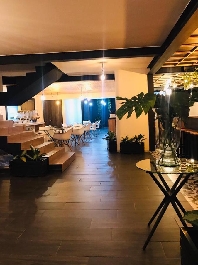 Hotel Casa Mayor La 70 Medellín Extérieur photo