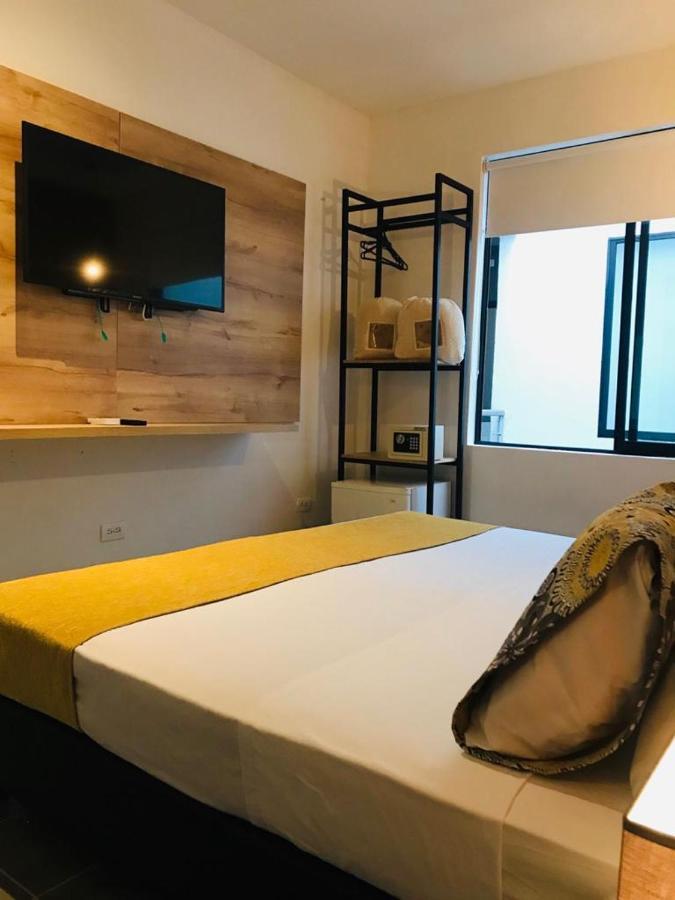 Hotel Casa Mayor La 70 Medellín Extérieur photo